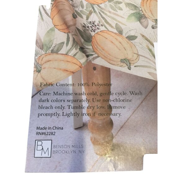 Harvest Time Autumnal Tablecloth 60" x 84" Pumpkins Leaves Easy Care - Picture 5 of 5